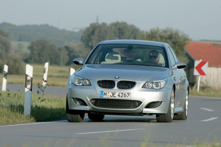  BMW M5 (E60) 2004 года  (WW) (фото 7 из 98)